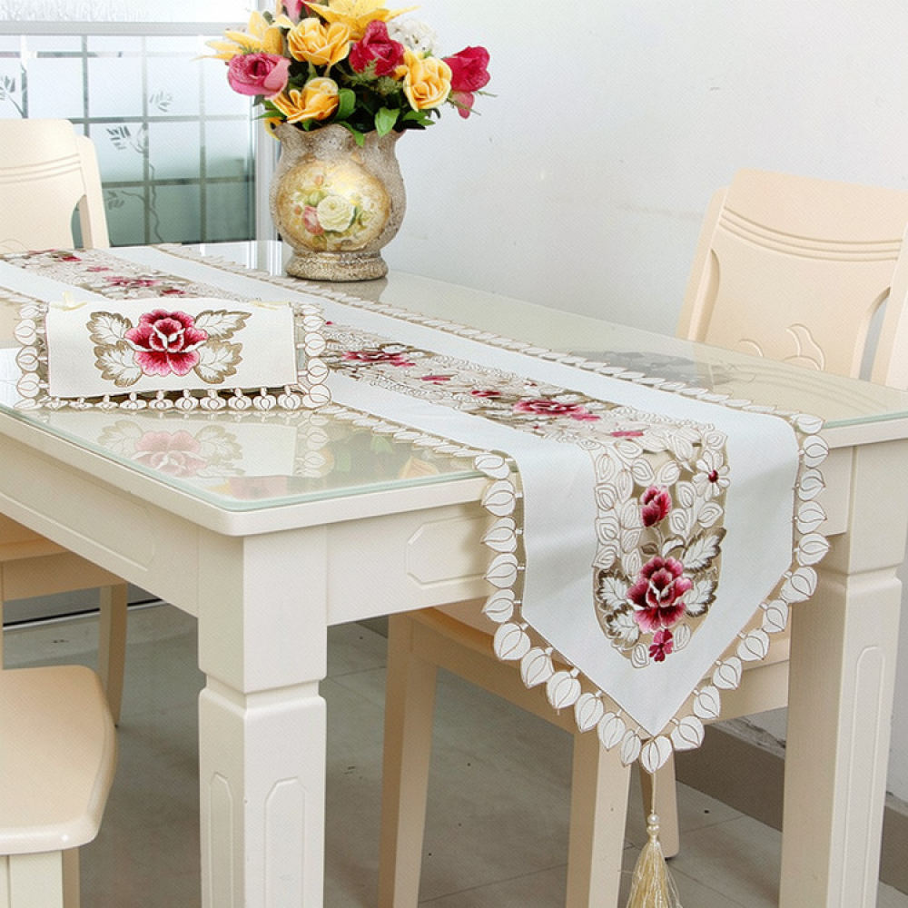 ผ้าปูโต๊ะลายดอกไม้ปักสุดหรู สไ - Table Runner บทวิจารณ์และราคา